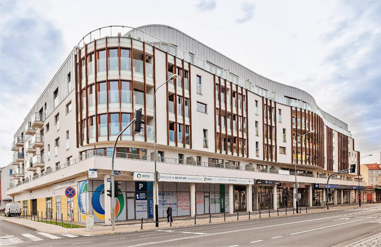 Apartamenty Homely Place Casa Verona - Stary Rynek - Parking พอซนาน ภายนอก รูปภาพ