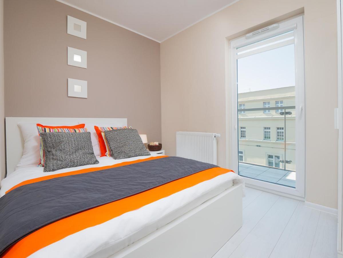 Apartamenty Homely Place Casa Verona - Stary Rynek - Parking พอซนาน ภายนอก รูปภาพ