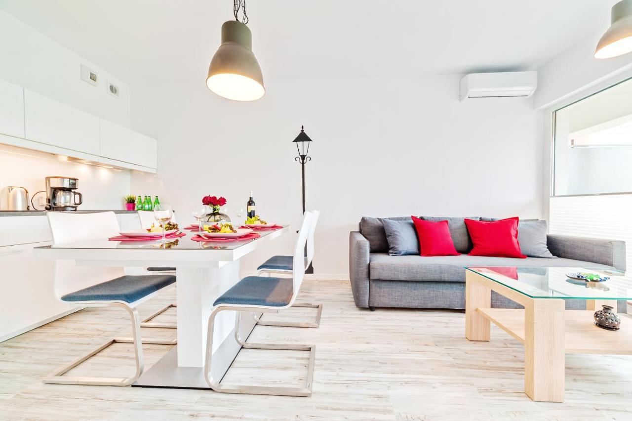 Apartamenty Homely Place Casa Verona - Stary Rynek - Parking พอซนาน ภายนอก รูปภาพ