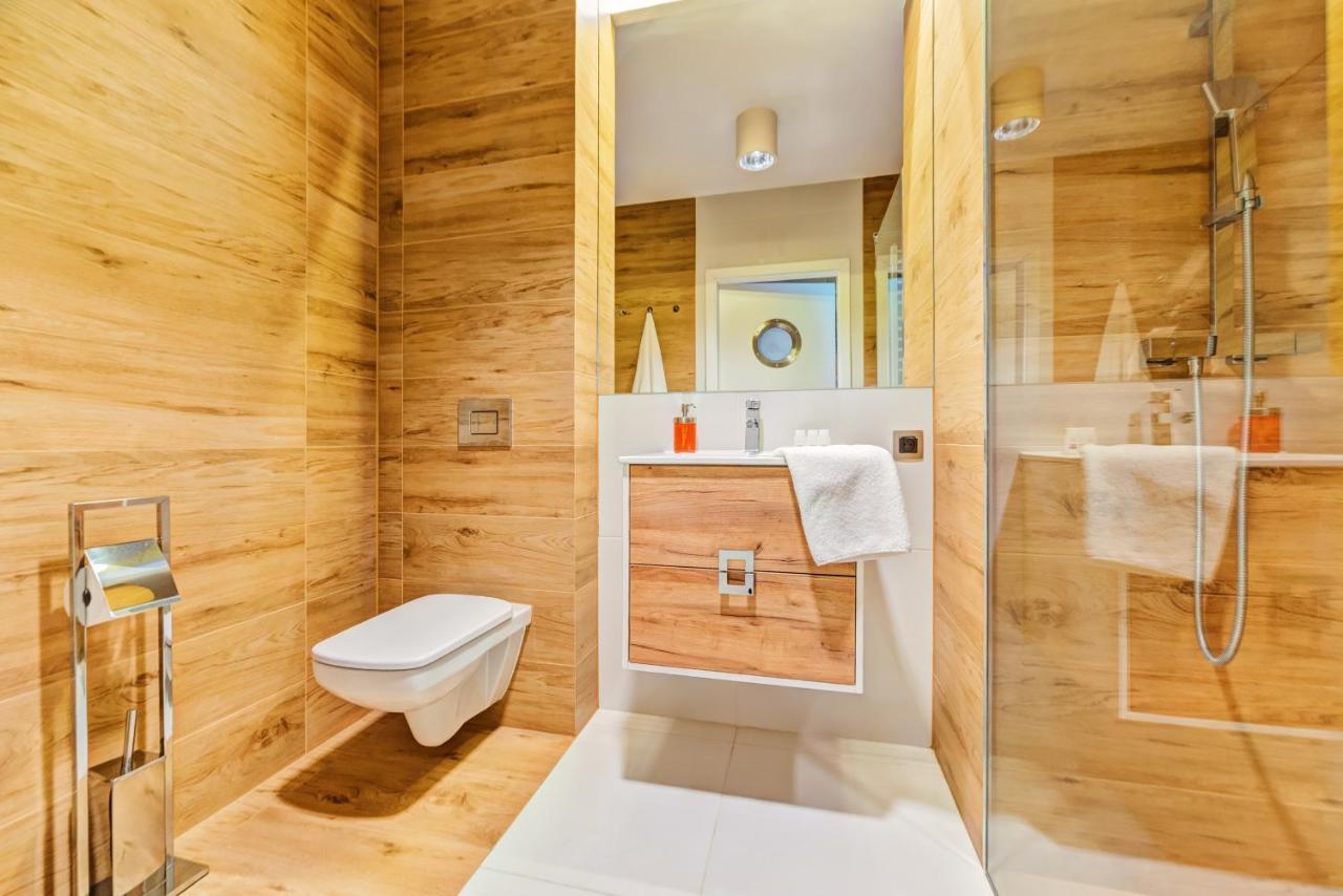 Apartamenty Homely Place Casa Verona - Stary Rynek - Parking พอซนาน ภายนอก รูปภาพ